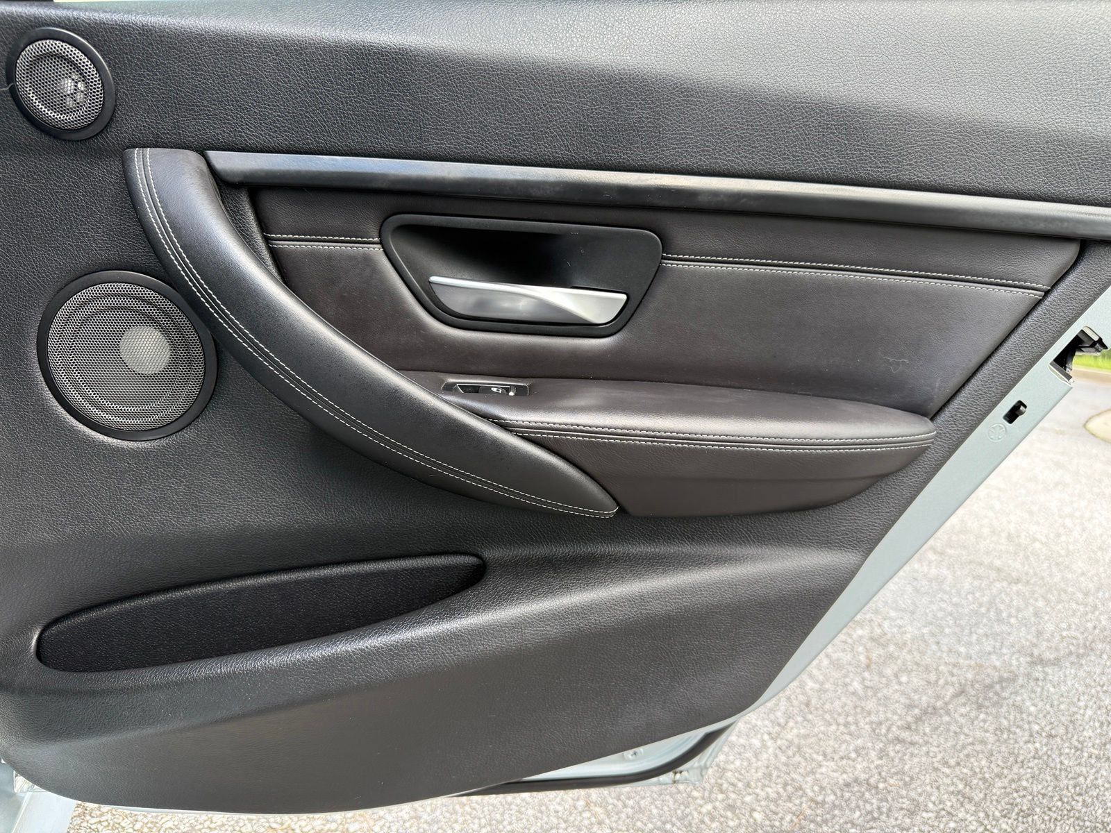 Used 2017 BMW M3 RWD image 45