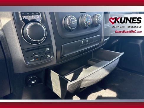 Used 2018 RAM 1500 Express image 29