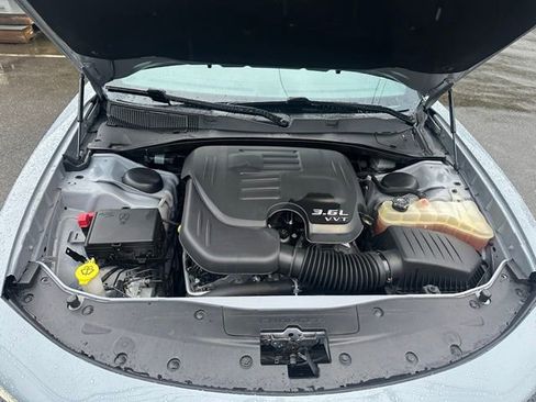 Used 2020 Dodge Charger SXT w/ Blacktop Package RWD image 19