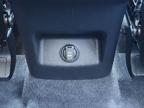 Certified 2024 Kia Telluride EX w/ EX Captain's Chair Package FWD image 18