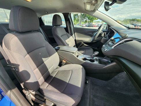 Used 2023 Chevrolet Malibu LT FWD image 9