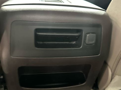 Used 2018 GMC Sierra 1500 SLT w/ SLT Premium Package image 29