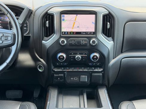 Used 2022 GMC Sierra 1500 Denali w/ Denali Premium Package AWD/4WD image 23