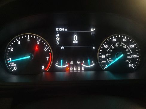 Used 2020 Ford EcoSport Titanium AWD/4WD image 23