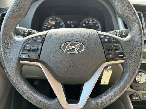 Used 2018 Hyundai Tucson SEL image 9