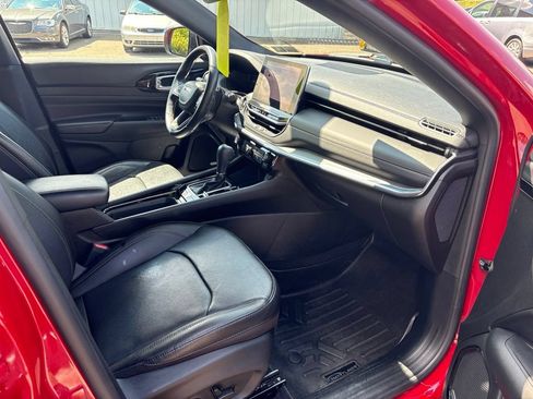 Used 2022 Jeep Compass Limited w/ (RED) Package AWD/4WD image 18
