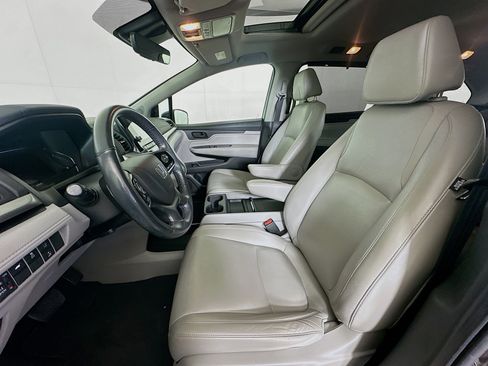 Used 2019 Honda Odyssey EX-L image 13