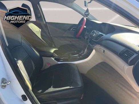 Used 2014 Honda Accord LX image 12