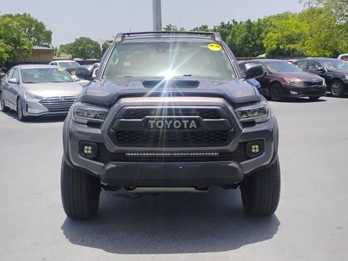 Used 2021 Toyota Tacoma SR5 RWD image 18