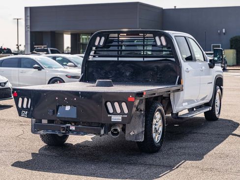 Used 2024 Chevrolet Silverado 2500 LT w/ Convenience Package image 7