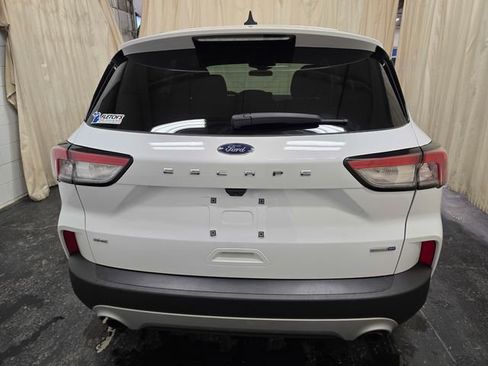 Used 2020 Ford Escape SE image 8