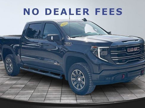 Used 2024 GMC Sierra 1500 AT4 AWD/4WD image 3