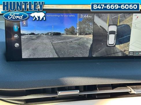 Used 2024 Genesis Electrified GV70 Advanced image 28