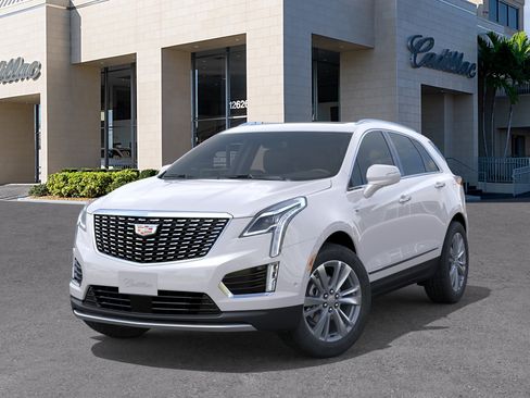 New 2026 Cadillac XT5 Premium Luxury w/ Driver Assist Package FWD image 6