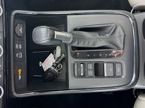 Used 2023 Honda CR-V EX-L image 15
