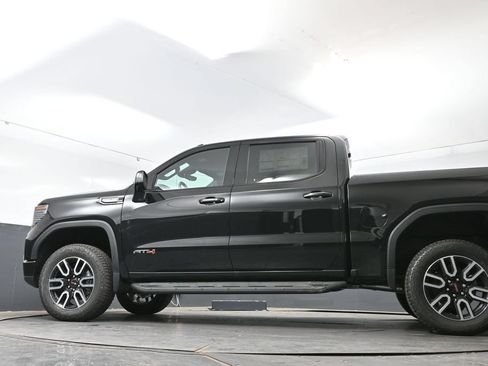 New 2026 GMC Sierra 1500 AT4 w/ AT4 Premium Package AWD/4WD image 52