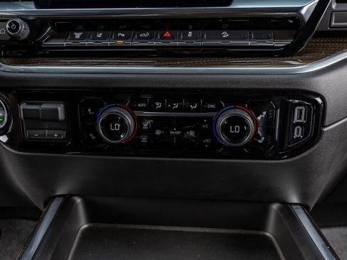 Used 2025 Chevrolet Silverado 2500 LT w/ Trail Boss Package image 28