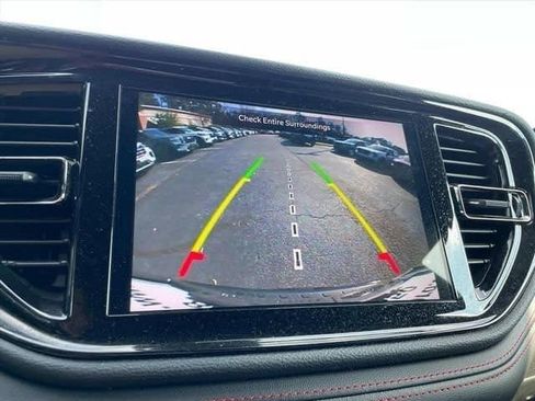 Used 2024 Dodge Durango GT image 19