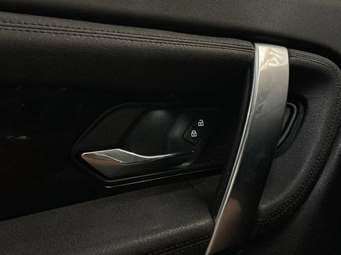 Used 2021 Land Rover Discovery Sport SE image 23