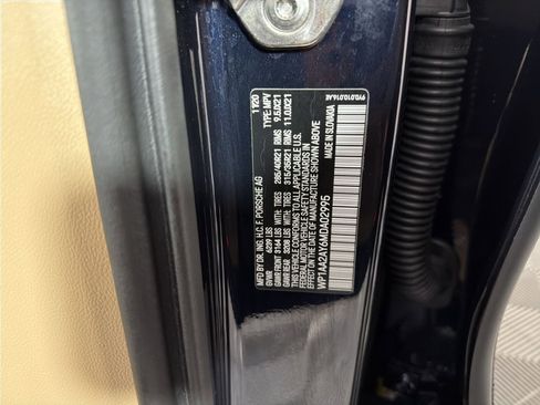 Used 2021 Porsche Cayenne image 29