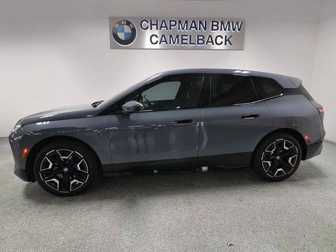 Used 2024 BMW iX xDrive50 w/ Premium Package AWD/4WD image 3
