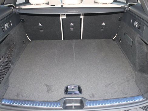 Used 2026 Mercedes-Benz GLC 300 image 30