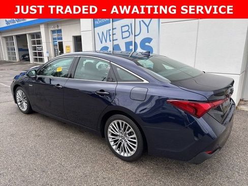 Used 2021 Toyota Avalon Limited w/ Advanced Safety Package image 7