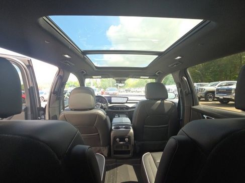 New 2026 Buick Enclave Sport Touring w/ Power Package image 28