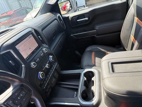 Used 2022 GMC Sierra 1500 AT4 w/ AT4 Premium Package AWD/4WD image 18