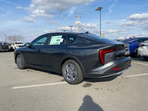 New 2026 Kia K4 LX image 5