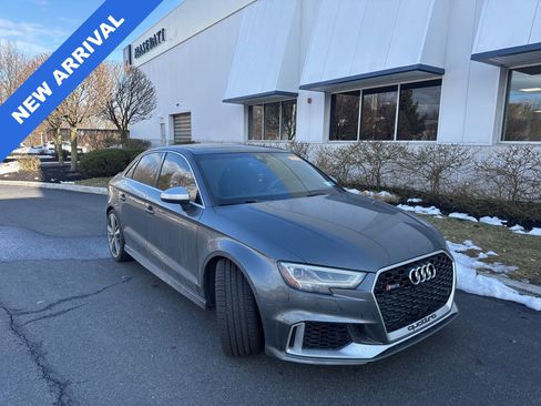 Used 2019 Audi RS 3 w/ Technology Package image 1
