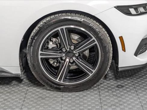 Used 2024 Ford Mustang Coupe image 29