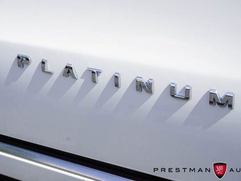 Used 2023 Ford Expedition Max Platinum AWD/4WD image 5