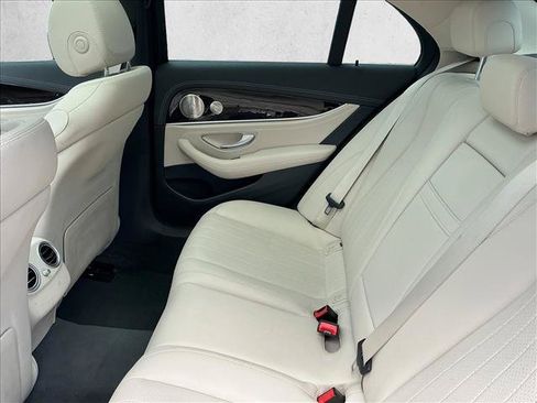 Certified 2022 Mercedes-Benz E 350 4MATIC Sedan image 14