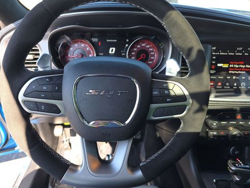 Used 2023 Dodge Charger SRT Hellcat w/ Harman/Kardon Audio Group image 17