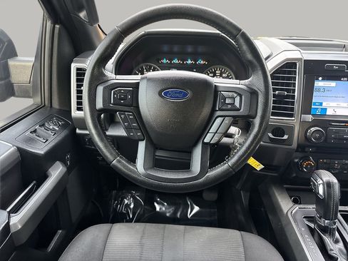Used 2016 Ford F150 XLT w/ Equipment Group 302A Luxury RWD image 14