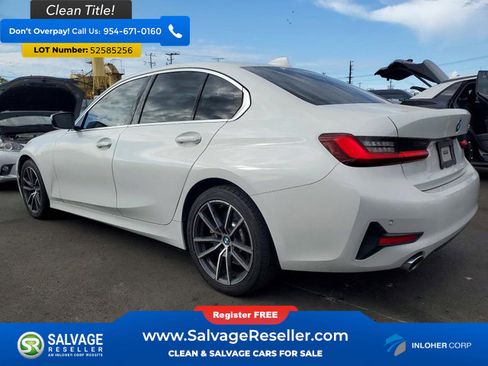 Used 2022 BMW 330i Sedan w/ Driving Assistance Package RWD image 3