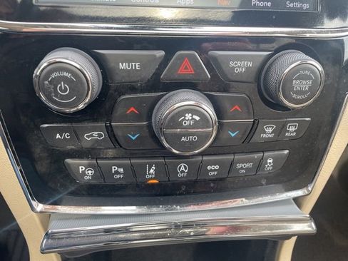 Used 2020 Jeep Grand Cherokee Summit image 28