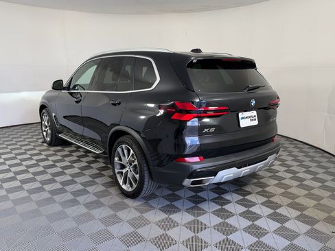 Used 2025 BMW X5 xDrive40i AWD/4WD image 3