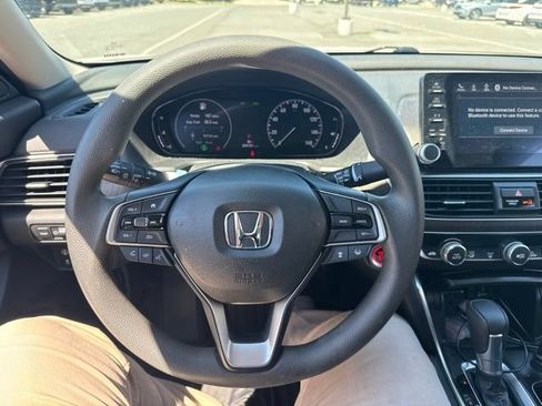 Used 2019 Honda Accord EX image 11