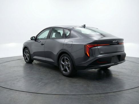 Used 2025 Kia K4 FWD image 9