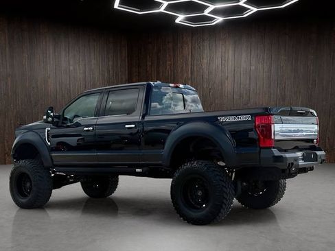 Used 2022 Ford F350 Platinum w/ Tremor Off-Road Package AWD/4WD image 5