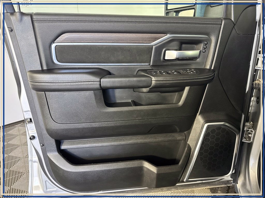 Certified 2026 RAM 2500 Laramie AWD/4WD image 36