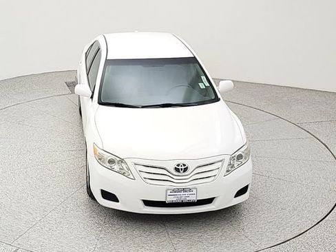 Used 2011 Toyota Camry LE FWD image 14