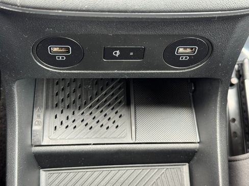 Used 2023 Hyundai Ioniq 5 SEL RWD image 29