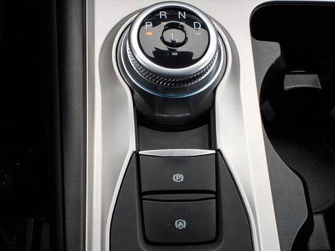 Certified 2022 Ford Explorer XLT image 18