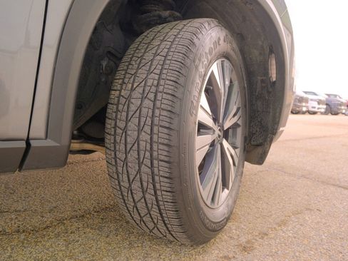 Used 2023 Nissan Rogue SV image 47