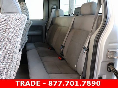 Used 2005 Ford F150 XLT image 12