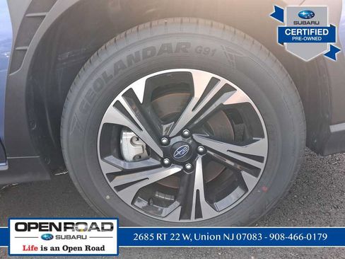 Used 2025 Subaru Crosstrek 2.5i Premium AWD/4WD image 34
