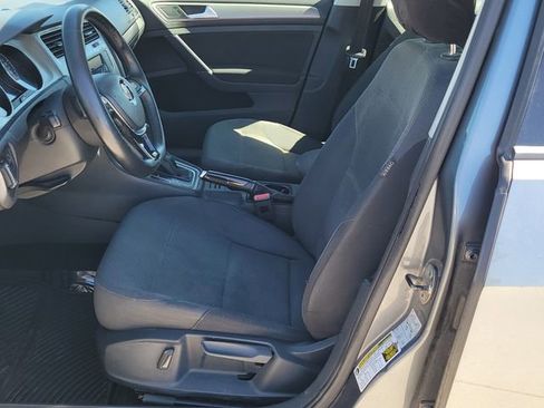 Used 2016 Volkswagen Golf S FWD image 6